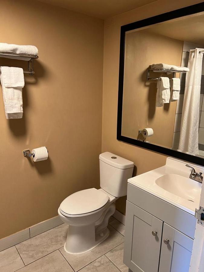 Hotel Weston Rfd Rockford Luaran gambar