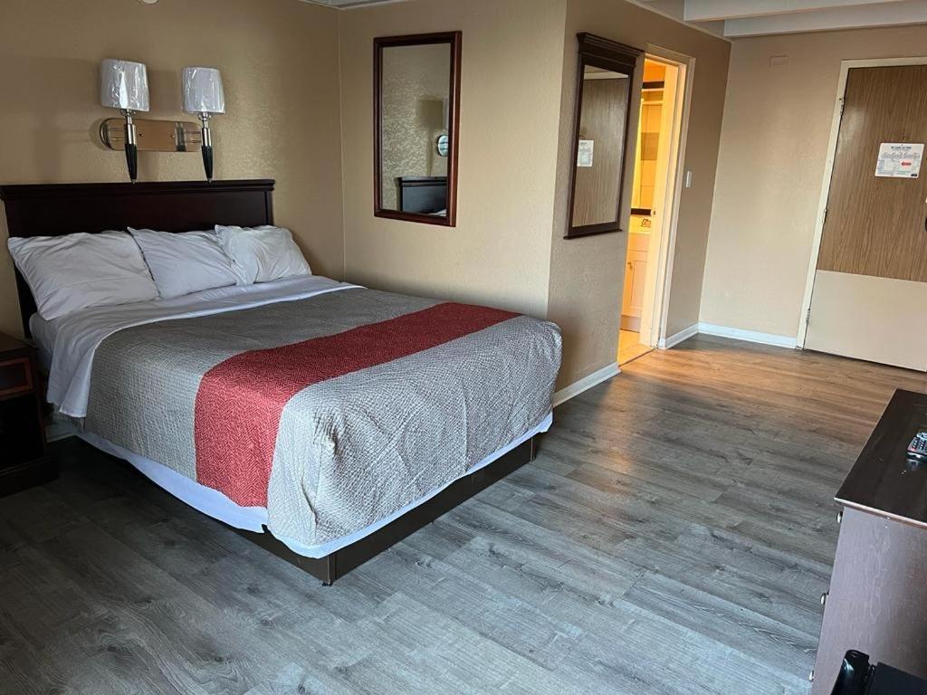 Hotel Weston Rfd Rockford Luaran gambar